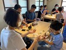 民眾試用自製護手霜