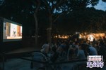 露天電影院播放中