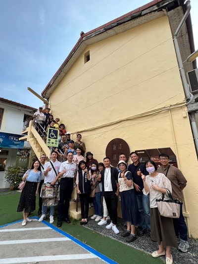臺北市民政局於基地招牌大合照