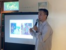店家吉他玩家正在分享創業歷程