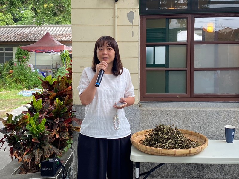 茶境天使主理人-賴雅薇 正在分享封茶由來